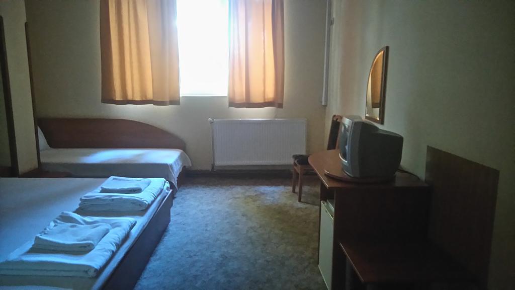 Family Hotel Familya Ruse Eksteriør billede